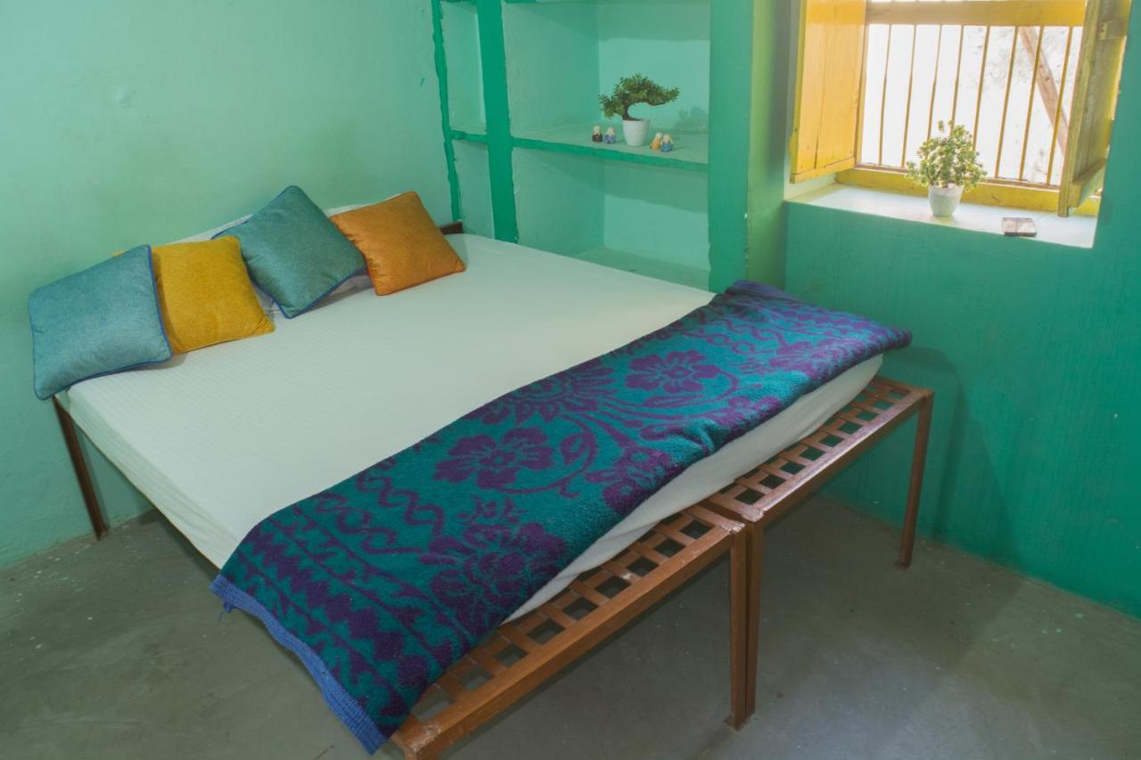 12 Monks Backpackers Community Hostel Pushkar Exterior photo