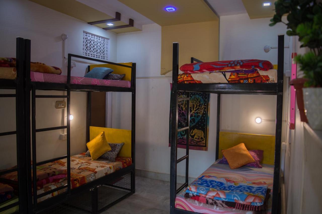 12 Monks Backpackers Community Hostel Pushkar Exterior photo