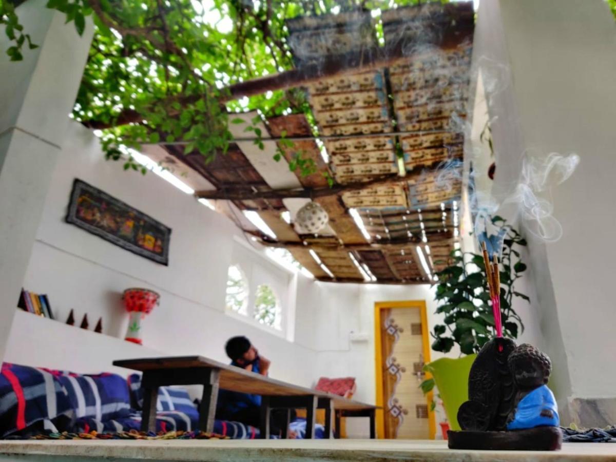 12 Monks Backpackers Community Hostel Pushkar Exterior photo